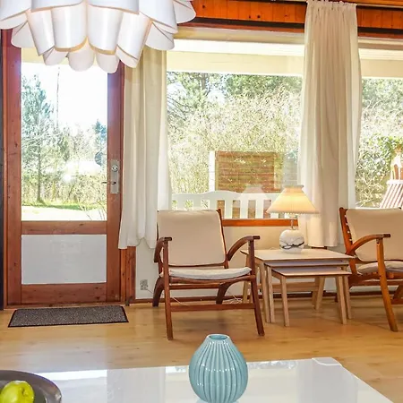 Tatil Evi Awesome In Aakirkeby With Kitchen