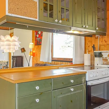 Awesome In Aakirkeby With Kitchen Vakantiehuis *